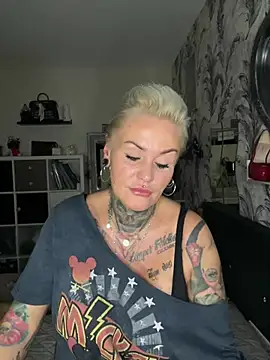 InkedMissLaBaehm online show from 07-15-26, 10:37