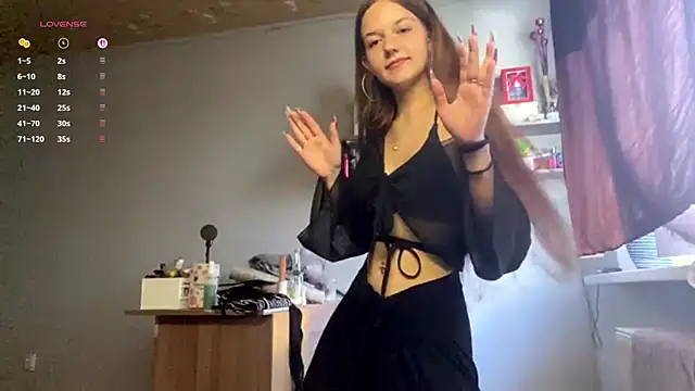 AuroraQT online show from 06-26-26, 12:31