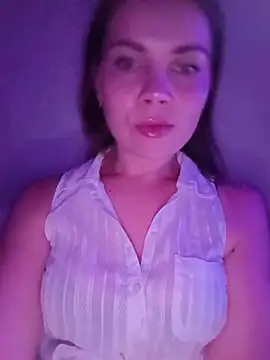 Snapshot of Janie_Days chatting on 06-30-26, 08:43 Janie Days online show from 06-30-26, 08:43