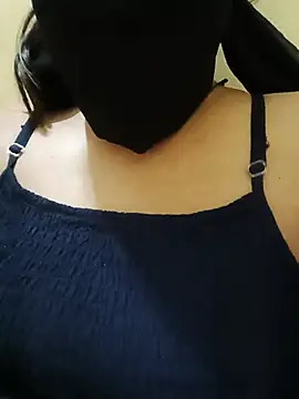 cute-Avni-20 online show from 06-11-26, 03:32