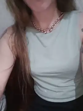 Luucy-Fer online show from 06-18-26, 09:52
