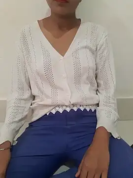 Snapshot of Riya5677 chatting on 06-17-26, 03:42 Riya5677 online show from 06-17-26, 03:42
