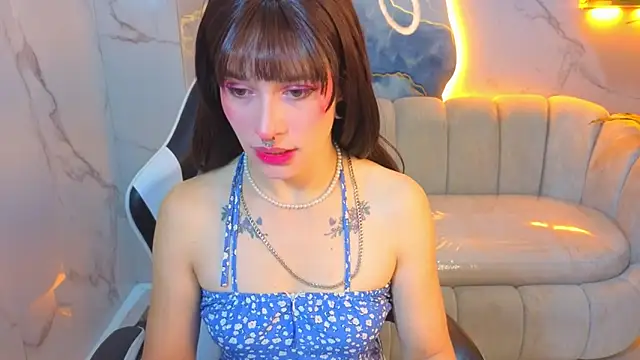 Snapshot of Lily_Tx chatting on 06-21-26, 12:41 Lily Tx online show from 06-21-26, 12:41