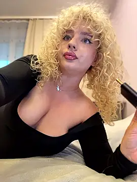 Snapshot of Khalee_syyy chatting on 07-17-26, 05:51 Khalee syyy online show from 07-17-26, 05:51