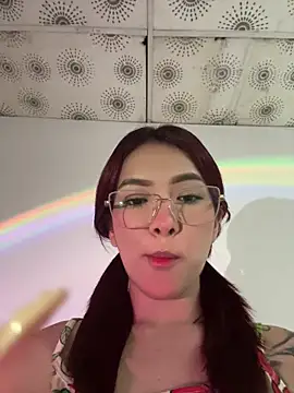 Snapshot of Scarlett_Livye chatting on 08-07-26, 01:29 Scarlett Livye online show from 08-07-26, 01:29