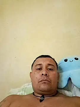 parejacalientenik online show from 06-22-26, 10:51