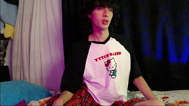 Naomi uwu online show from 06-12-26, 03:49
