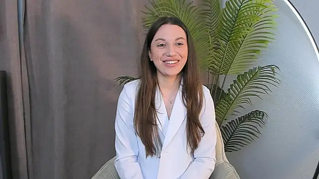 Snapshot of RosanaWeyler chatting on 06-13-26, 02:26 RosanaWeyler online show from 06-13-26, 02:26