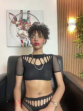 Snapshot of Kiara_Kamau_XXX chatting on 07-25-26, 12:36 Kiara Kamau XXX online show from 07-25-26, 12:36