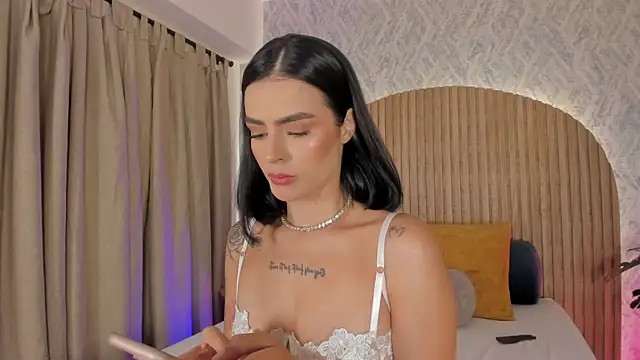 Snapshot of Victoria_Blake_ chatting on 07-15-26, 03:56 Victoria Blake online show from 07-15-26, 03:56