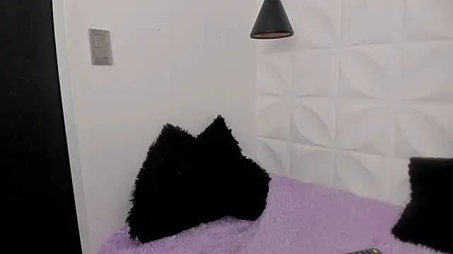 valerie  skinny online show from 06-19-26, 04:44