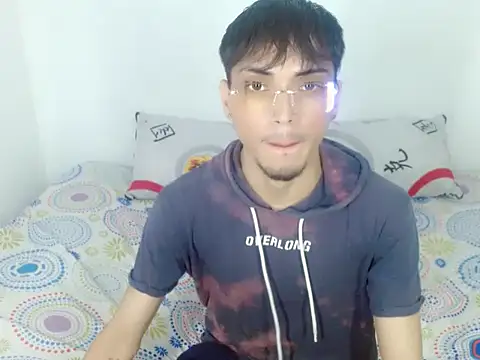 Snapshot of flaco23_latino chatting on 06-14-26, 05:31 flaco23 latino online show from 06-14-26, 05:31