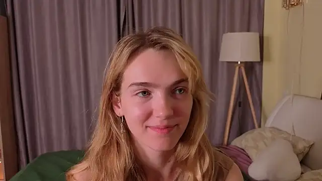 MarielRoloson online show from 06-28-26, 07:20