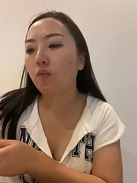 Tina 66 online show from 06-29-26, 01:44