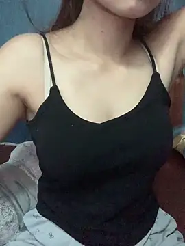 Snapshot of sexy_girll2k chatting on 06-14-26, 02:35 sexy girll2k online show from 06-14-26, 02:35
