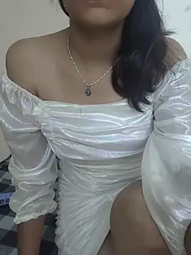 Snapshot of Ritika_jha01 chatting on 07-14-26, 11:05 Ritika jha01 online show from 07-14-26, 11:05