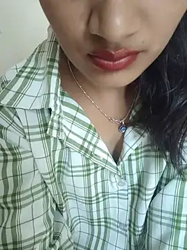 Snapshot of Ritika_jha01 chatting on 07-15-26, 04:29 Ritika jha01 online show from 07-15-26, 04:29