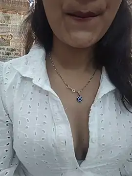 Snapshot of Ritika_jha01 chatting on 07-27-26, 05:25 Ritika jha01 online show from 07-27-26, 05:25