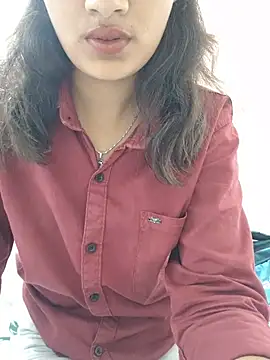 Snapshot of Ritika_jha01 chatting on 08-02-26, 04:00 Ritika jha01 online show from 08-02-26, 04:00