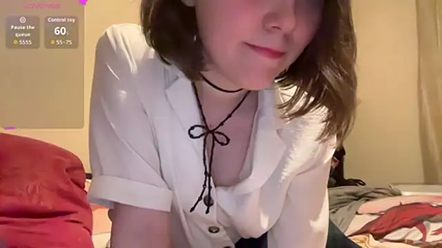 Hilda Valentine online show from 07-24-26, 08:18