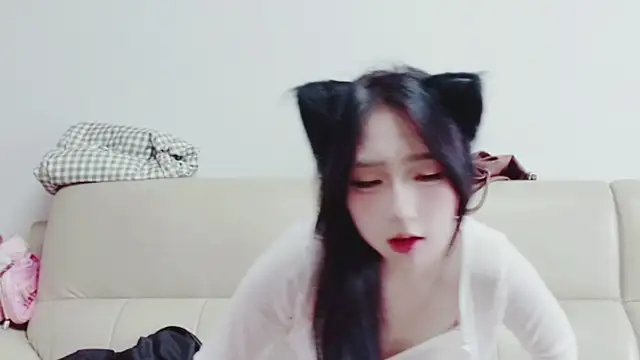 qiao-520 online show from 06-15-26, 04:15