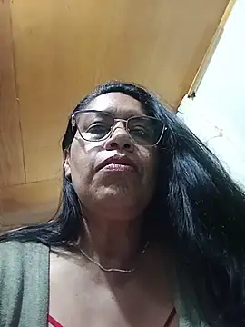 Snapshot of Emilif_ chatting on 06-20-26, 12:47 Emilif online show from 06-20-26, 12:47
