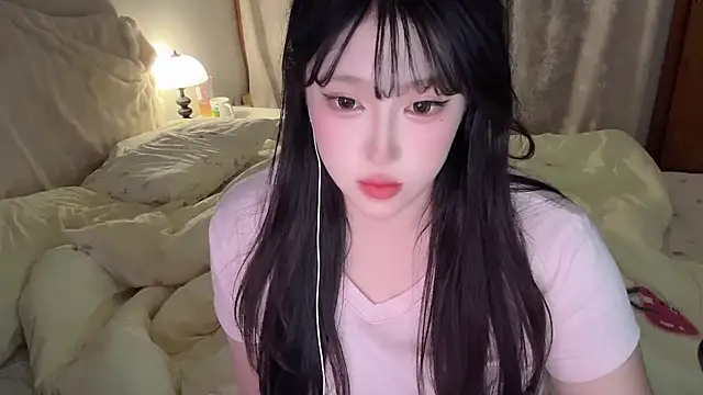 Snapshot of xinxinbabyisme chatting on 08-09-26, 02:44 xinxinbabyisme online show from 08-09-26, 02:44