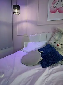 Doll Maddy  online show from 07-03-26, 03:24