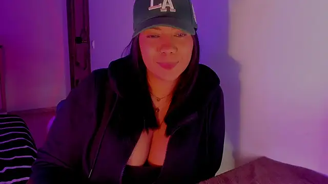 NicolePasqualott online show from 04-10-26, 08:35