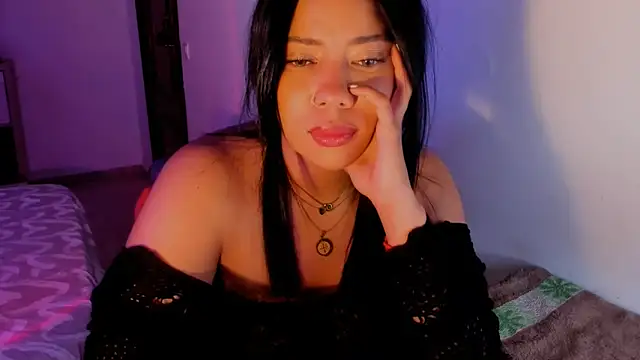 Snapshot of NicolePasqualott chatting on 06-19-26, 07:39 NicolePasqualott online show from 06-19-26, 07:39