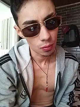 Snapshot of MateoCollins2026 chatting on 08-01-26, 03:33 MateoCollins2026 online show from 08-01-26, 03:33