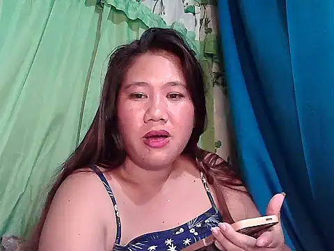 Snapshot of Islandbabe22 chatting on 07-27-26, 02:02 Islandbabe22 online show from 07-27-26, 02:02