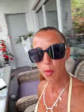 housewifebella online show from 07-13-26, 09:23