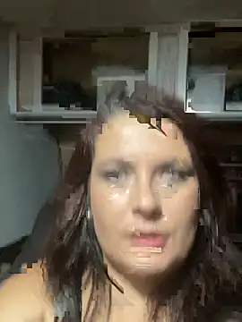 Snapshot of Nwgirl chatting on 07-15-26, 04:40 Nwgirl online show from 07-15-26, 04:40