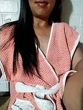 Snapshot of Helen-nn chatting on 07-10-26, 12:41 Helen-nn online show from 07-10-26, 12:41