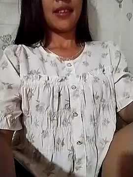 Snapshot of Helen-nn chatting on 07-28-26, 11:50 Helen-nn online show from 07-28-26, 11:50