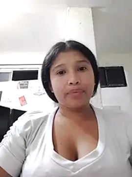 Nati linda online show from 06-17-26, 03:31