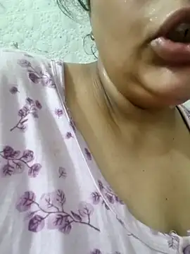 Snapshot of sona_babe456 chatting on 07-17-26, 04:56 sona babe456 online show from 07-17-26, 04:56