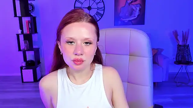 AuroraBabyDoll online show from 07-11-26, 06:16