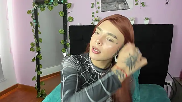 Makii XOXO online show from 07-24-26, 07:45