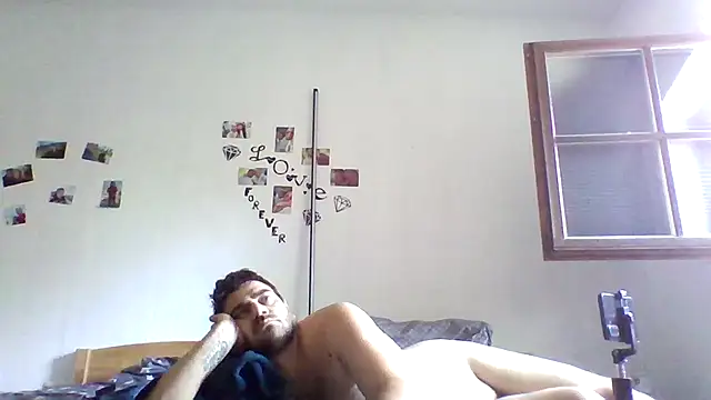 Snapshot of Ivanxxx198 chatting on 06-27-26, 12:44 Ivanxxx198 online show from 06-27-26, 12:44