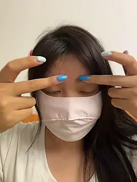 yiyi-love online show from 06-16-26, 02:19