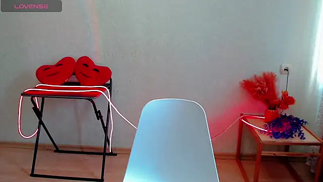 ElaraJons online show from 08-04-26, 07:33