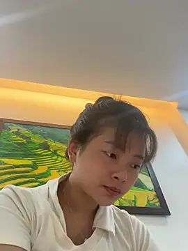 Snapshot of Annie_699 chatting on 06-18-26, 01:17 Annie 699 online show from 06-18-26, 01:17