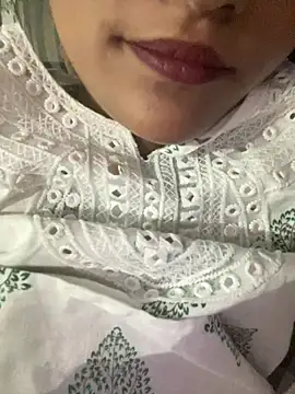 5336Preetkaur873 online show from 06-18-26, 09:14