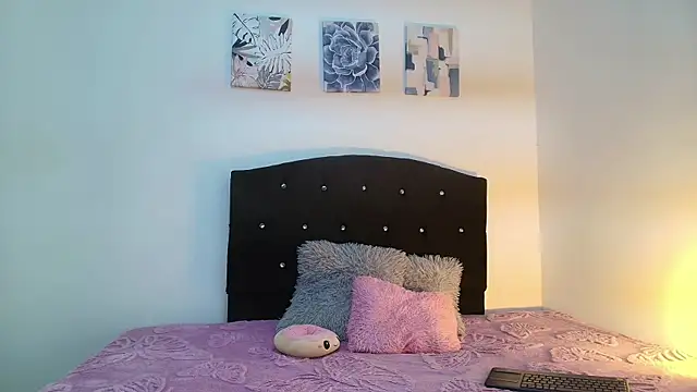 Dahlia  Vixen online show from 06-23-26, 12:36