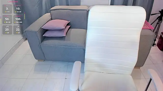 Snapshot of Nayla_Luxe chatting on 07-03-26, 12:00 Nayla Luxe online show from 07-03-26, 12:00