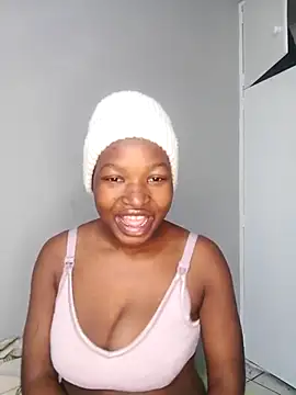 Snapshot of Cherryblush_2 chatting on 06-24-26, 04:17 Cherryblush 2 online show from 06-24-26, 04:17