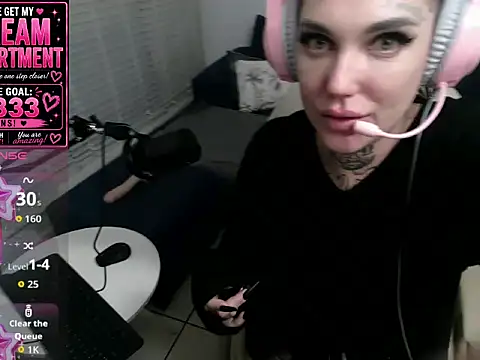 Snapshot of AshleyFayex chatting on 08-06-26, 10:00 AshleyFayex online show from 08-06-26, 10:00