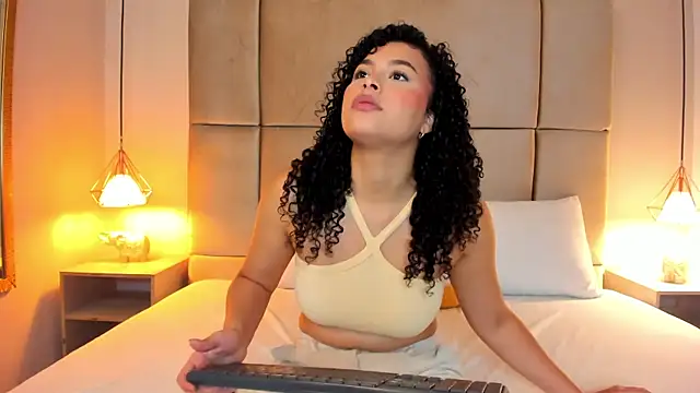 jadetorres  online show from 07-30-26, 08:19